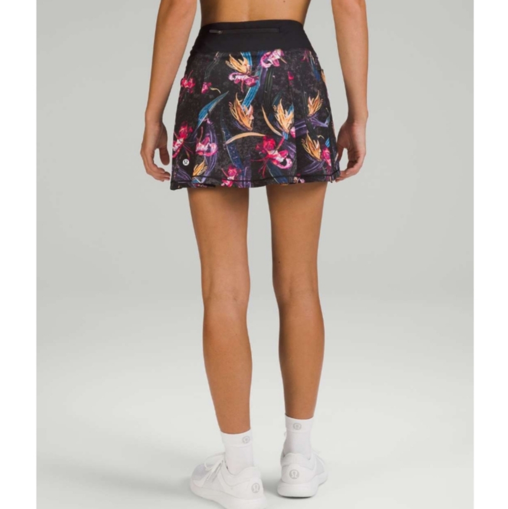 lululemon athletica Black and Pink Patterned Mini Skirt